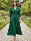 Vestido plisado a media pantorrilla color esmeralda