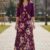 Vestido floreado morado elegante